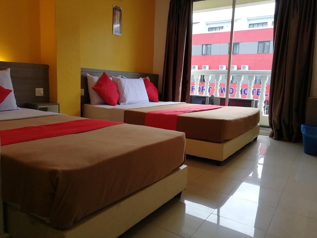 Yellow Mansion Hotel Melaka Raya מראה חיצוני תמונה