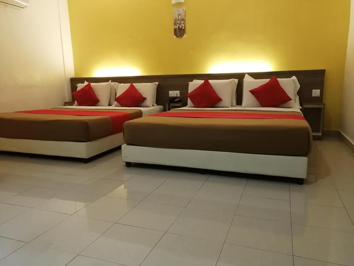 Yellow Mansion Hotel Melaka Raya מראה חיצוני תמונה
