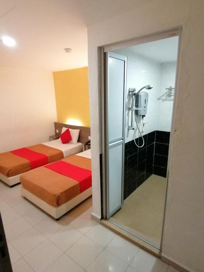 Yellow Mansion Hotel Melaka Raya מראה חיצוני תמונה