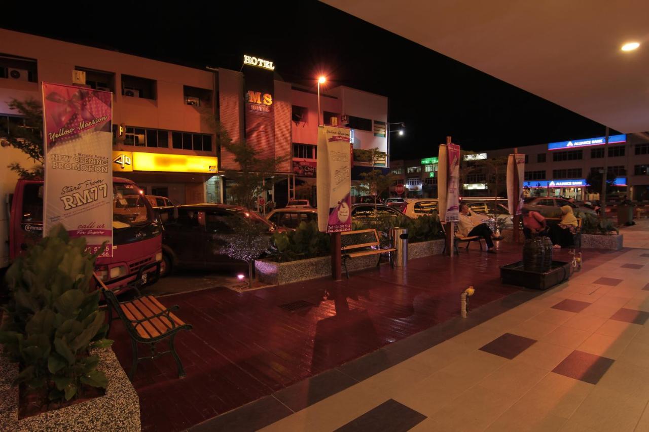 Yellow Mansion Hotel Melaka Raya מראה חיצוני תמונה