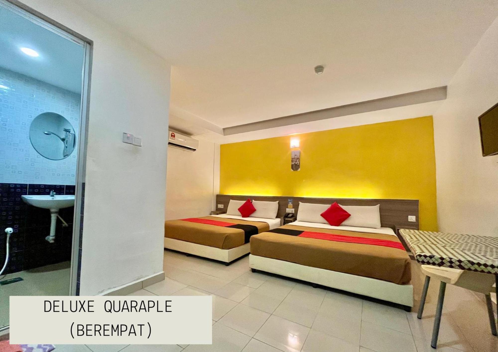 Yellow Mansion Hotel Melaka Raya מראה חיצוני תמונה