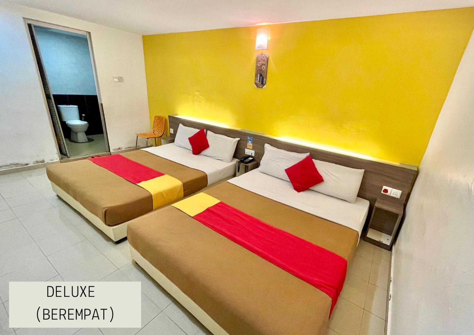 Yellow Mansion Hotel Melaka Raya מראה חיצוני תמונה