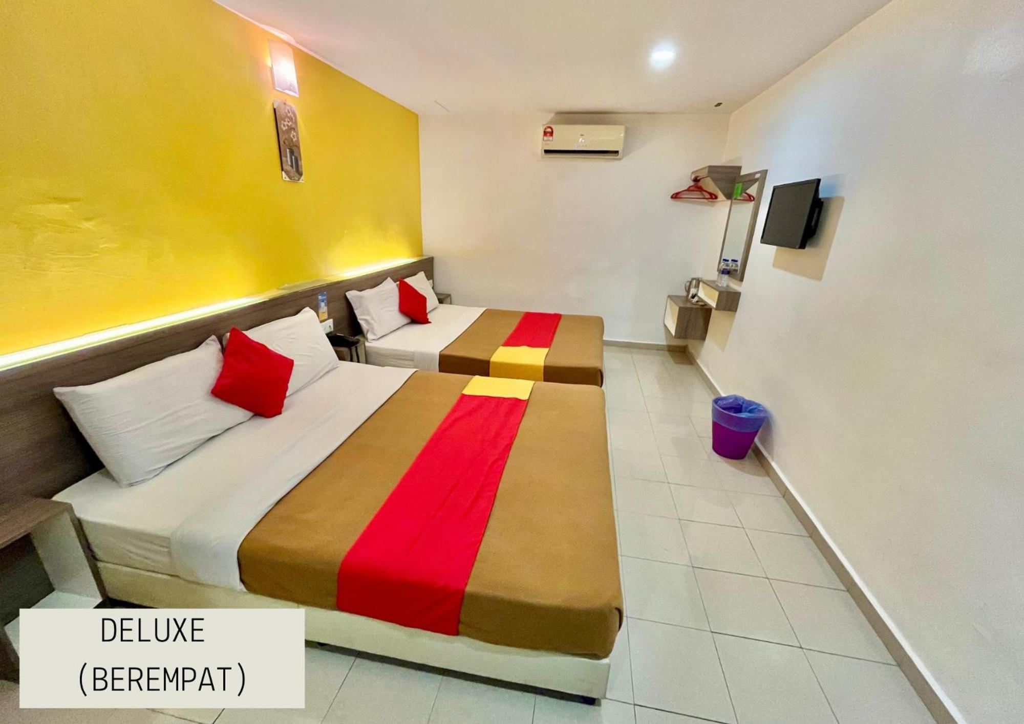 Yellow Mansion Hotel Melaka Raya מראה חיצוני תמונה