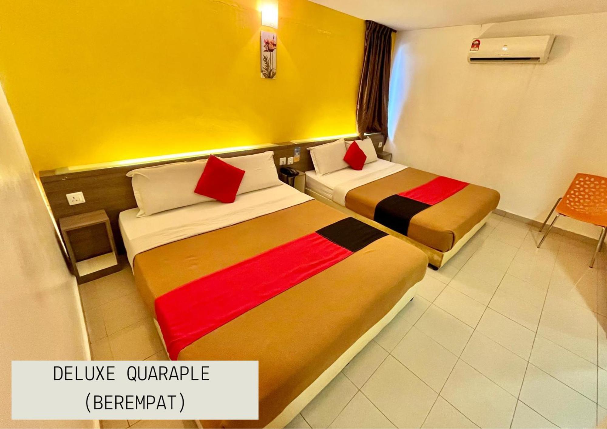 Yellow Mansion Hotel Melaka Raya מראה חיצוני תמונה