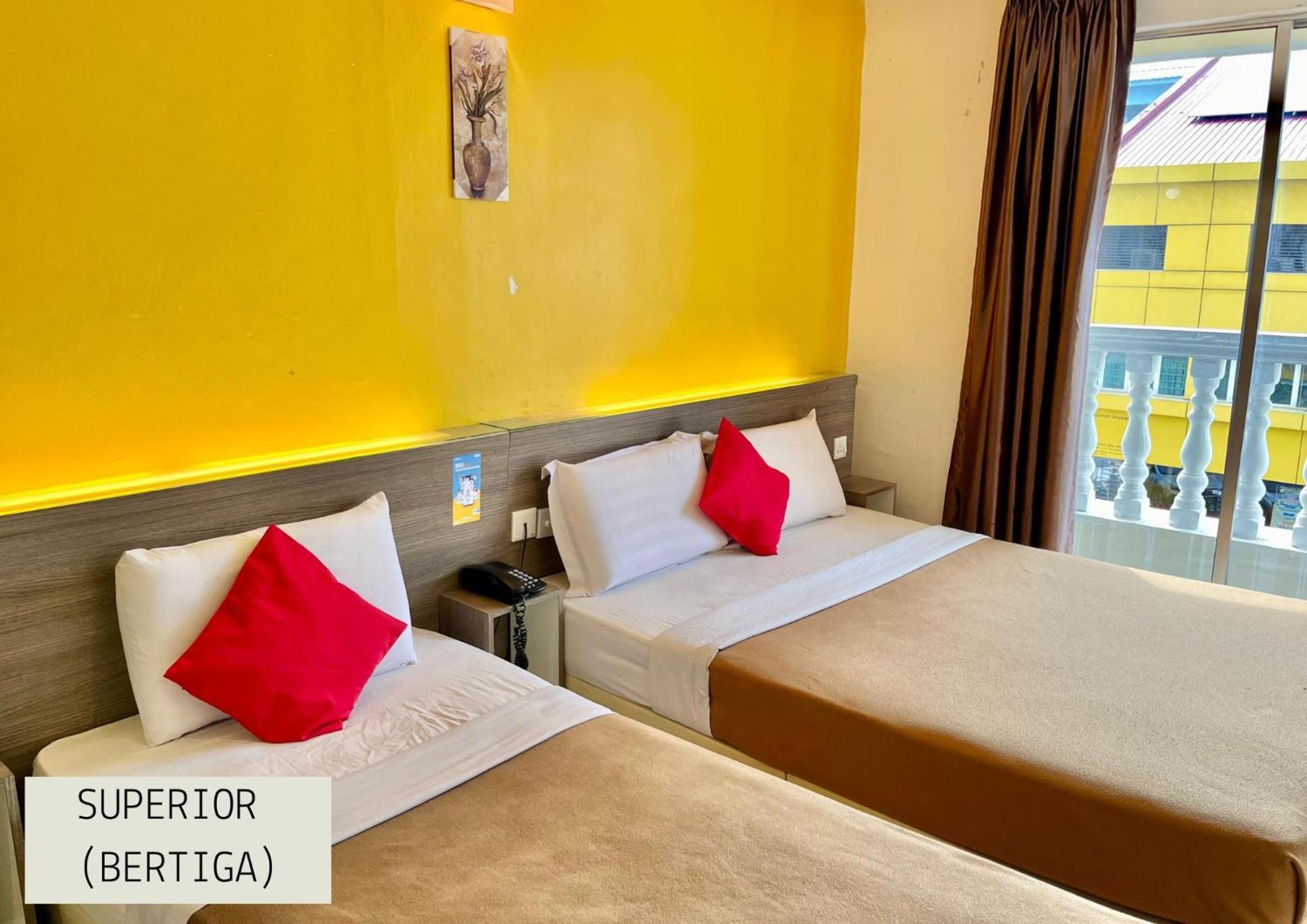 Yellow Mansion Hotel Melaka Raya מראה חיצוני תמונה